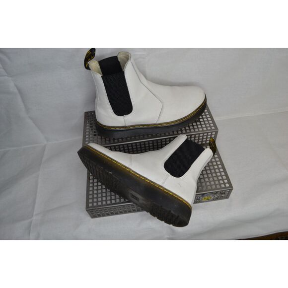 Dr Martens Dorrian 2976 Smooth Leather Chelsea Women's 8 White Pull On Boots - Picture 3 of 14